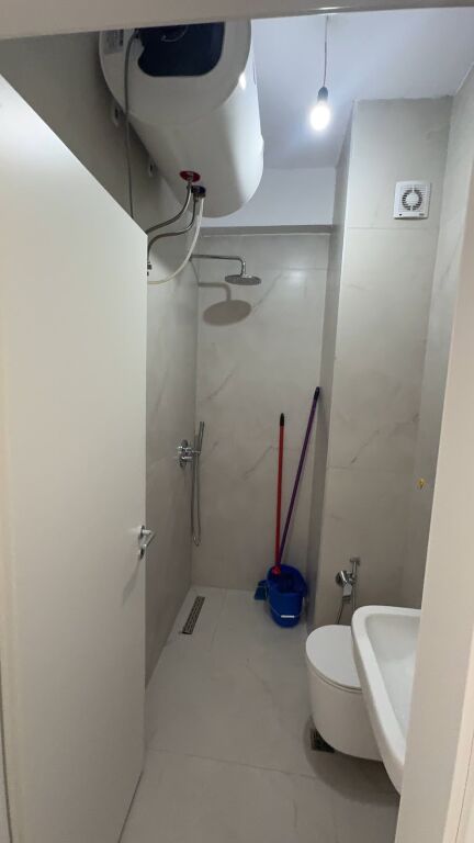 🏠 Jepen me Qera 2 Apartamente 1+1 tek Rezidenca Kadiu ne Ali Demi, 450 MIJE LEKE