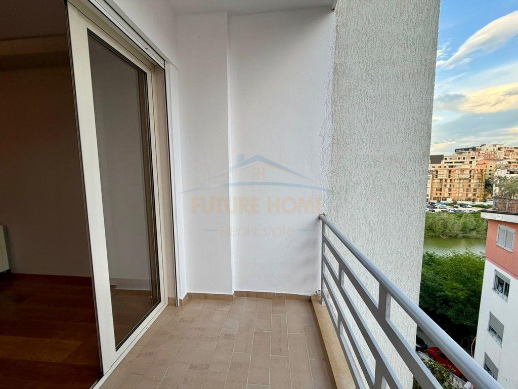 In vendita, appartamento 2+1+2 balconi, Lago Secco. PRM69475
