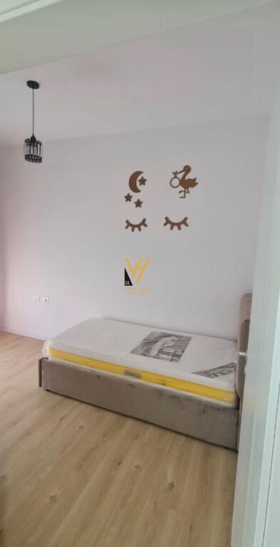 JEPET APARTAMENT 2+1+2+BLK ME QIRA TE UNAZA E RE 50.000 LEKE