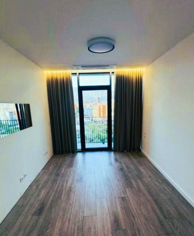 📍 **Ufficio 2+1 in Affitto – Vista Lago, Lago Artificiale**