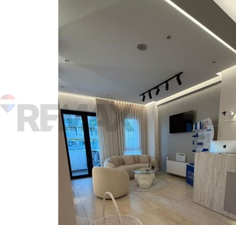 Locale in affitto nel complesso Square 21