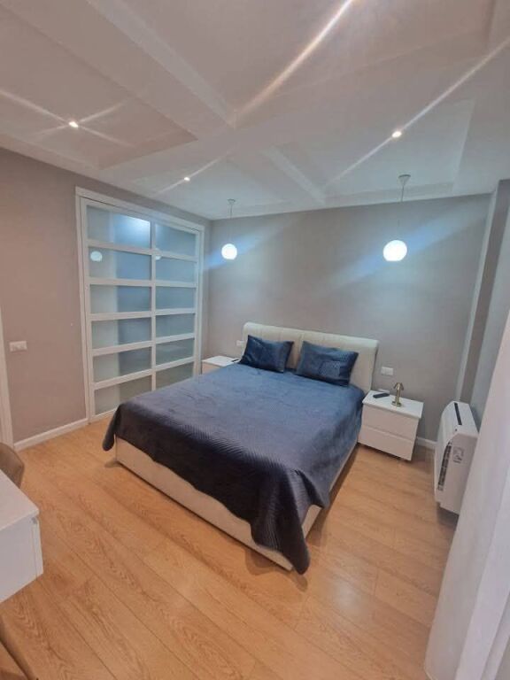IN AFFITTO PRIMO PIANO DI UNA VILLA 3+1+2 - KODRA E PRIFTIT, TIRANA
