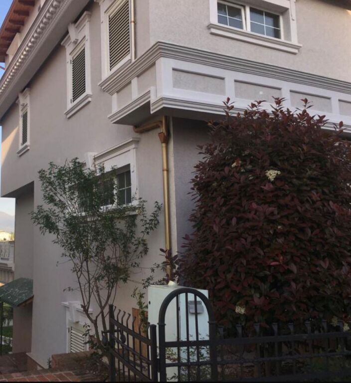 🏡 Vilë Luksoze me Qira – Akacia Residence