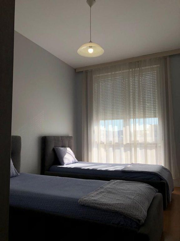 DUPLEX IN AFFITTO A 21 DHJETORI