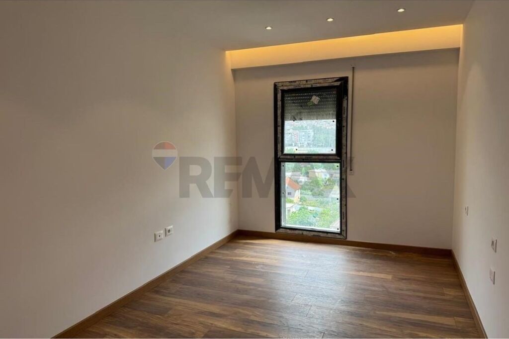 Apartment 2+1 for sale Porcelain