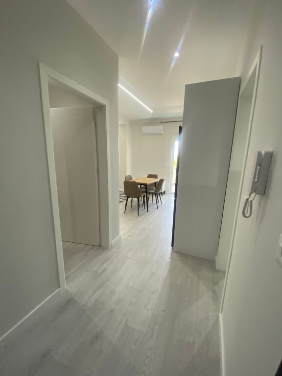 Apartament 2+1+Post Parkimi per qera Kodra e Priftit !