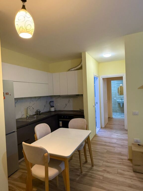 Affitto | Apartament 2 + 1 | Rruga Don Bosko | 750 €/mese