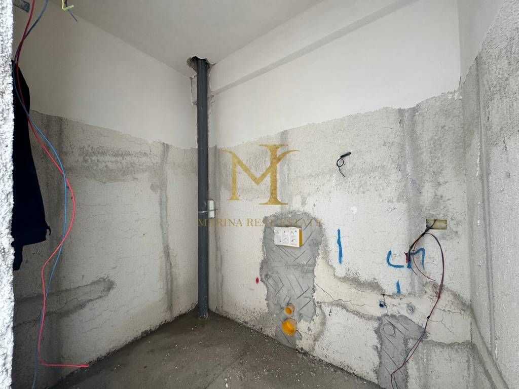 Appartamento 1+1 in vendita con piscina e vista mare. Nuovo edificio 2026. Vlora, Radhim