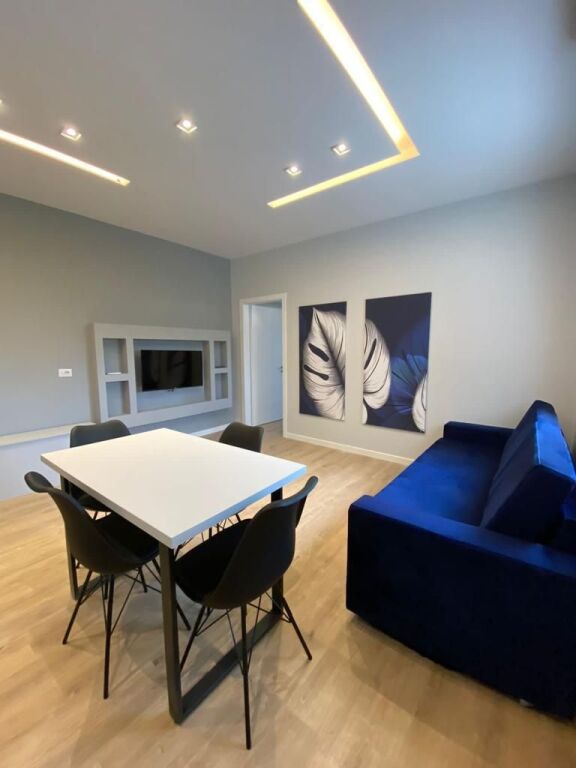 APARTMENT FOR RENT AT 21 DECEMBER