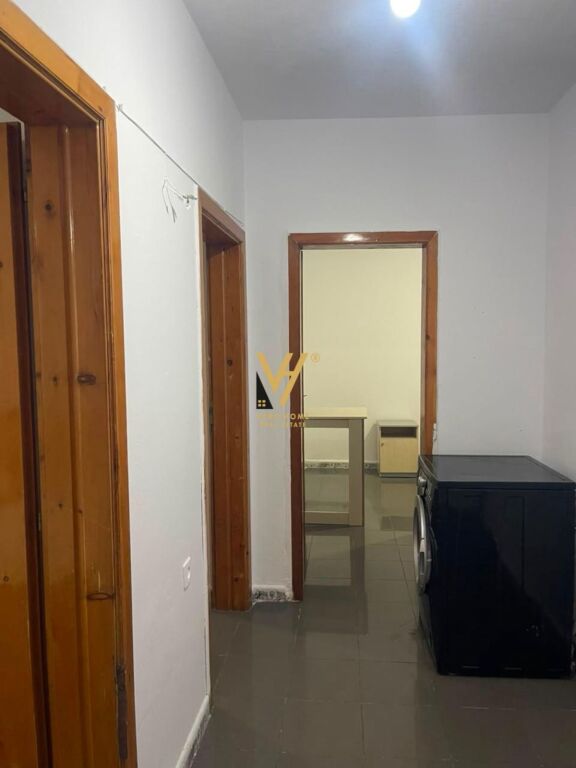 AFFITTASI APPARTAMENTO 2+1 IN VIA DURRESIT 500 EURO