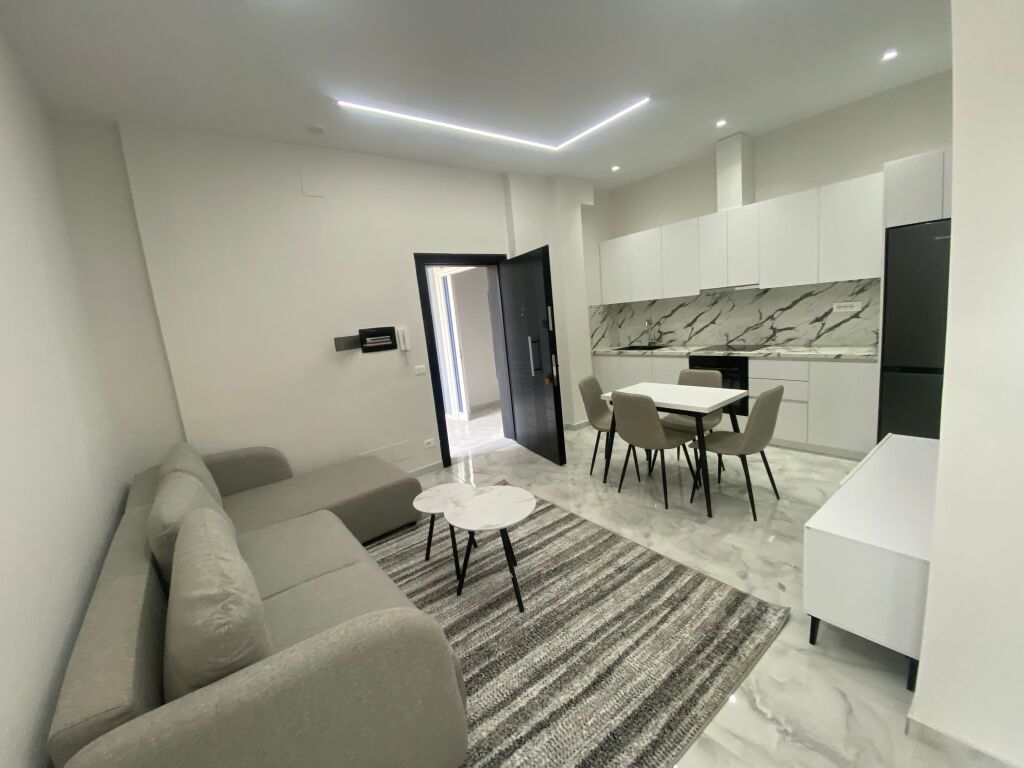 Appartamento 1+1+ parcheggio in affitto Kodra e Priftit !