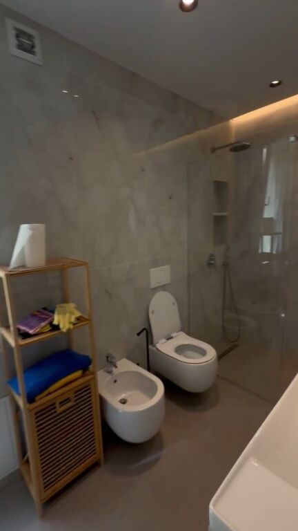 3+1+2 apartment for rent, in the Myslym Shyri area.