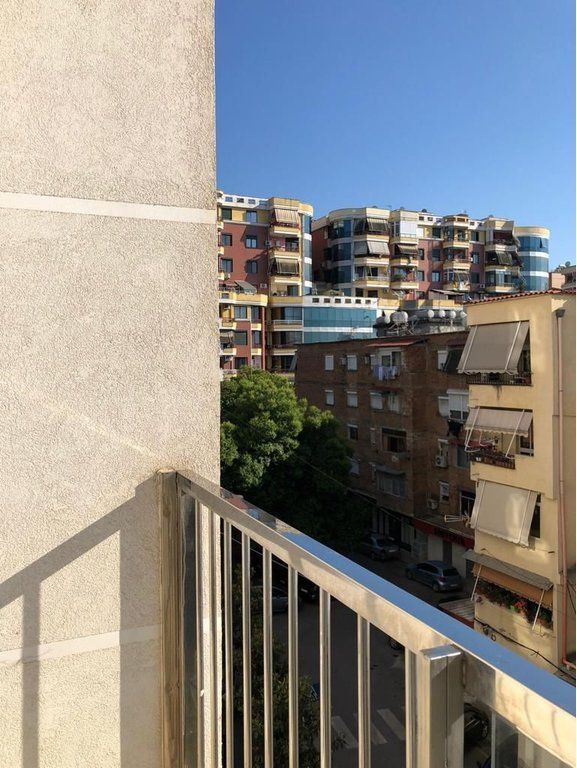 DUPLEX IN AFFITTO A 21 DHJETORI