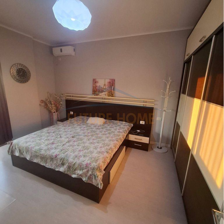 For sale, Apartment 3+1+2, Mëzez