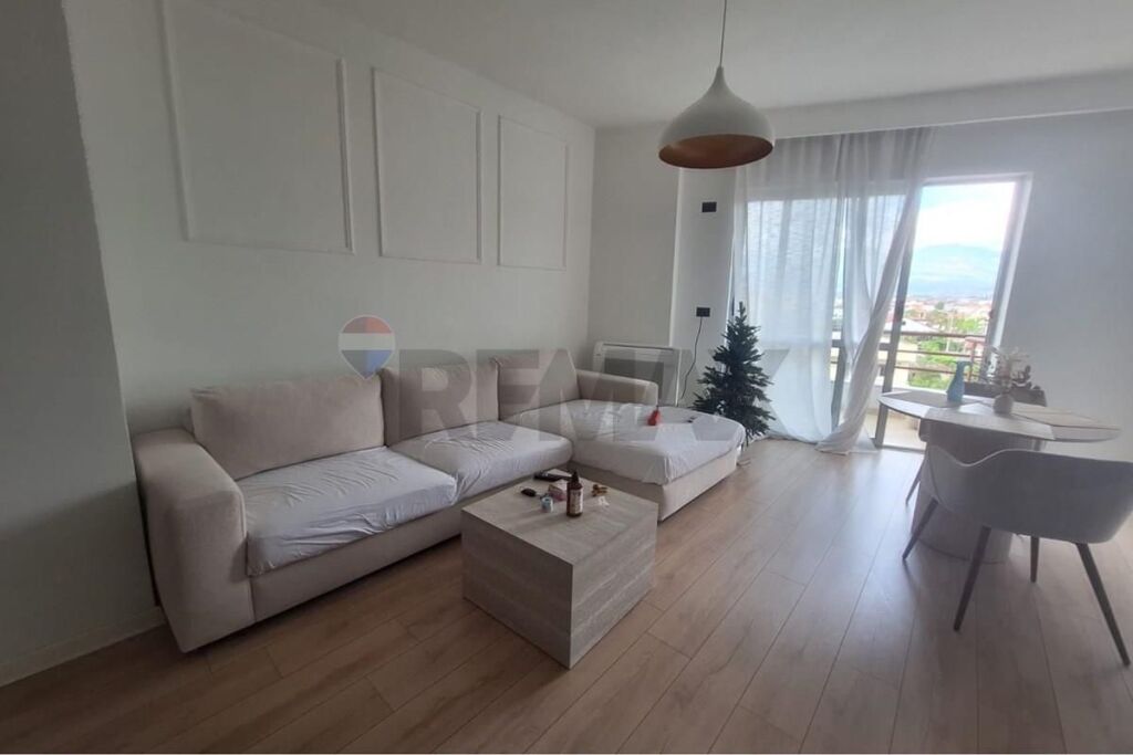 Apartment 1+1+2 parking, Sale Kthesa e Kamzes