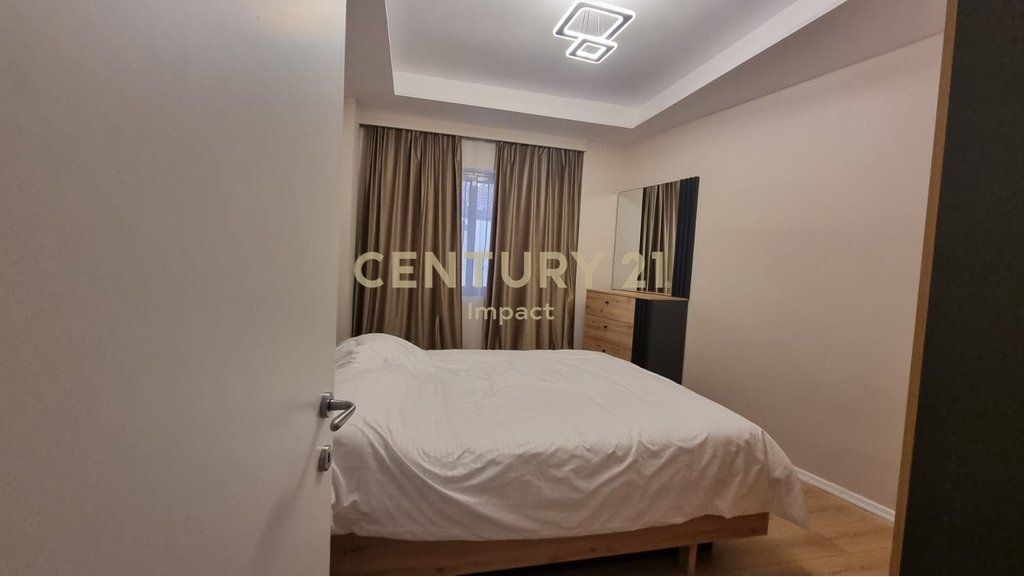 Vendiamo appartamento 2+1 in Via Dibra, Tirana !