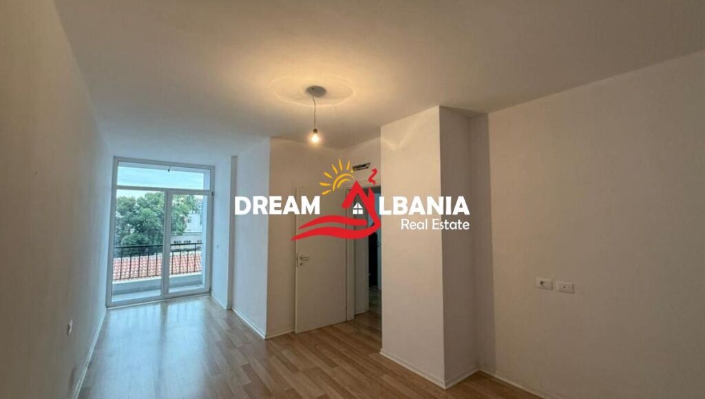 Appartamento in affitto in Rruga e Dibres Vicino alla Scuola Unita 2+1 (ID 42215587)