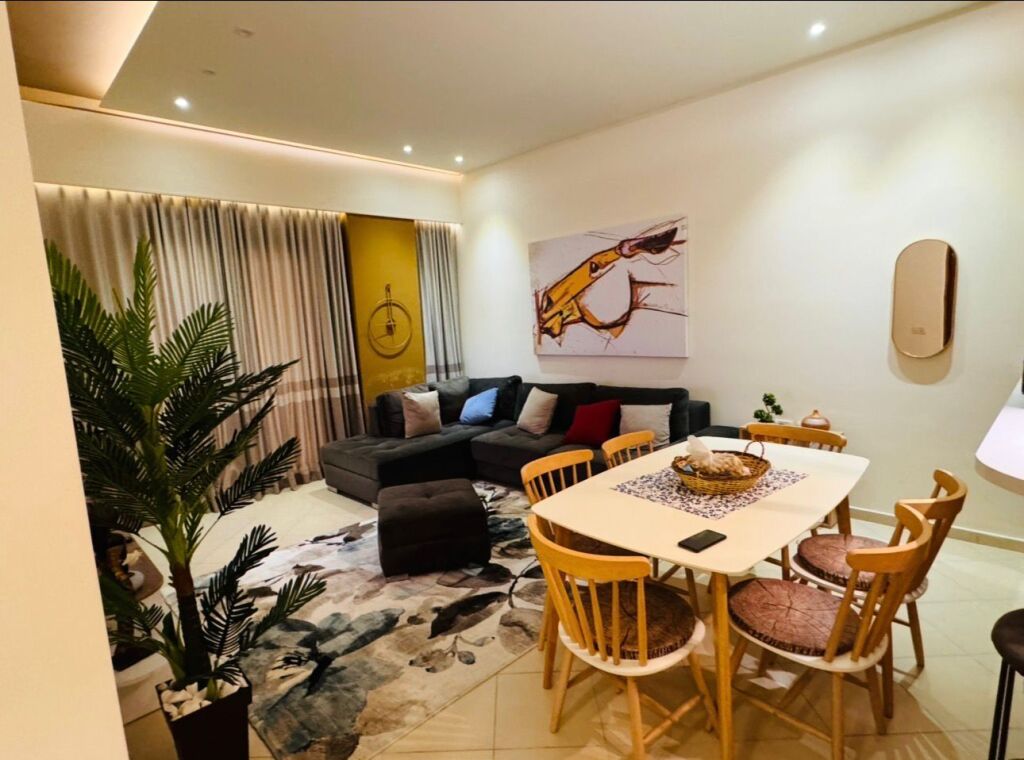 🏡 Affittasi 1+1, 70 m²  📍 Via Bill Klinton, vicino a Kodra e Diellit, di fronte a Çok Market.  💶 65.000 leke  