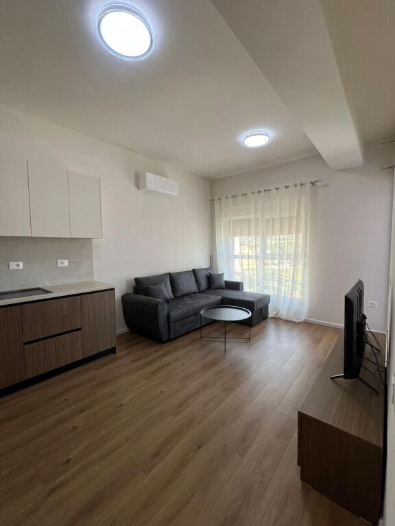 Jepet me qera apartament 1+1 Rezidenca Kadiu