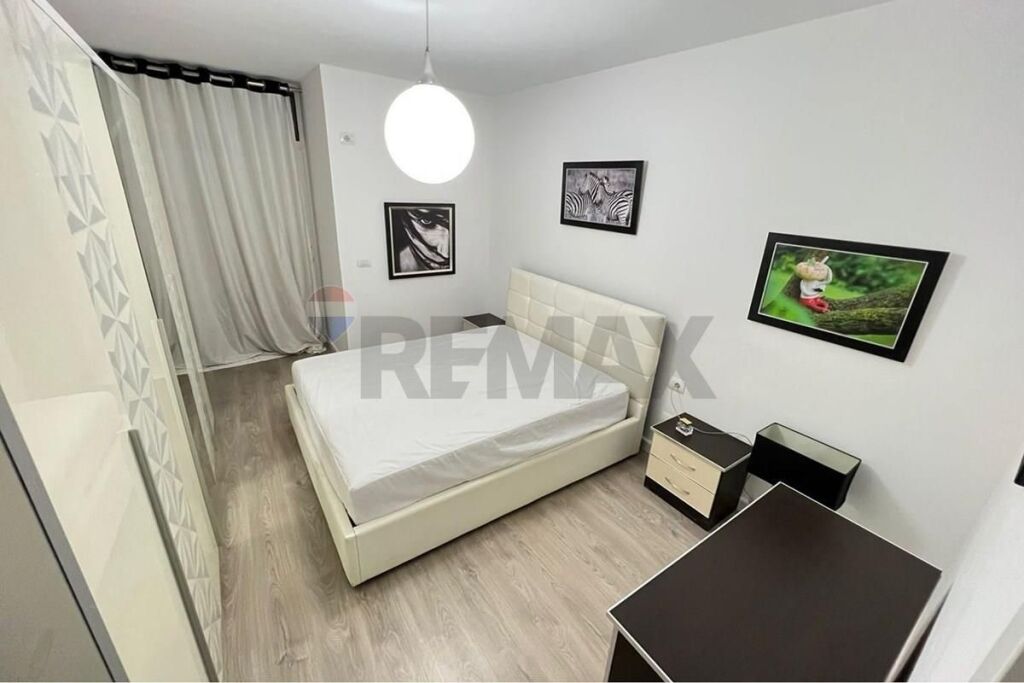 Apartament 1+1 per qira, Rruga e Kavajes!
