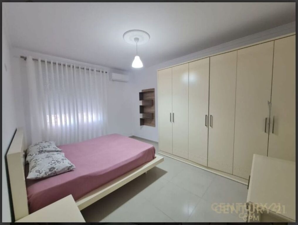 Apartment 2+2+2+Parking for rent near the mosque, Botanical Garden!