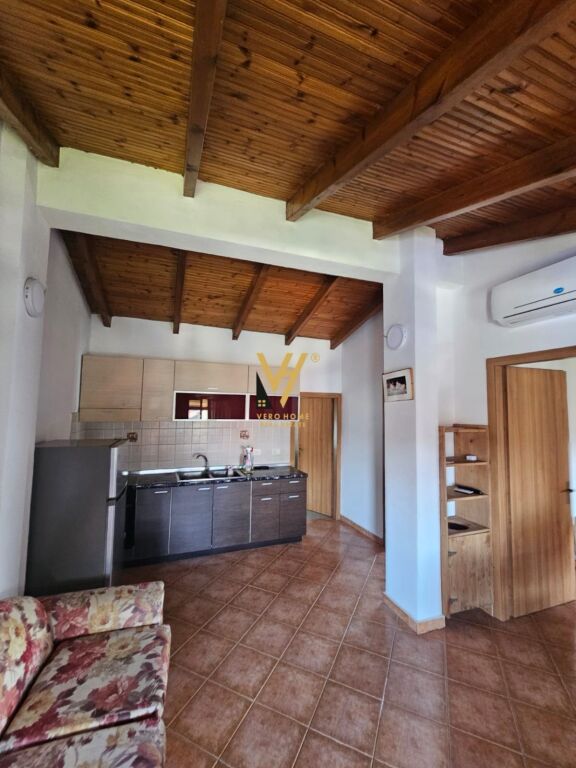 JEPET APARTAMENT 2+1 ME QIRA TE 5 MAJI 40.000 LEKE