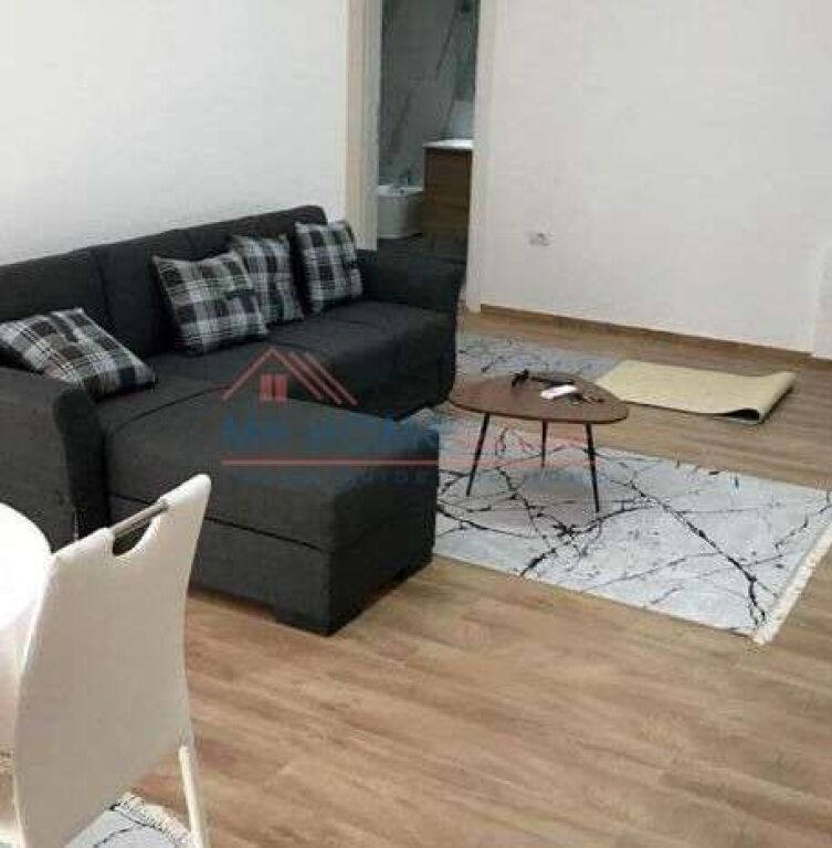 Apartament 1+1 Me Qera Kompleksi Panorama ne Tirane