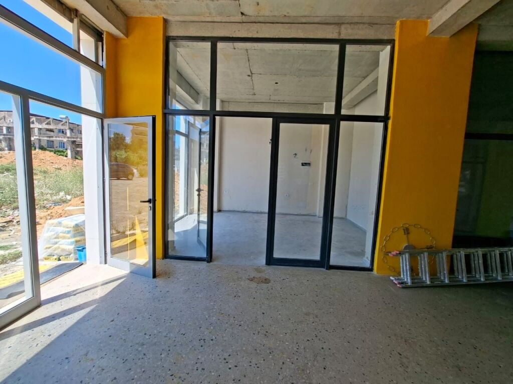 Negozio in affitto alla fine del Nuovo Viale