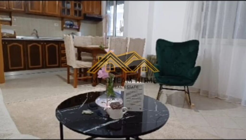 VENDESI APPARTAMENTO 1+1 VICINO A SHKEMBI I KAVAJES!