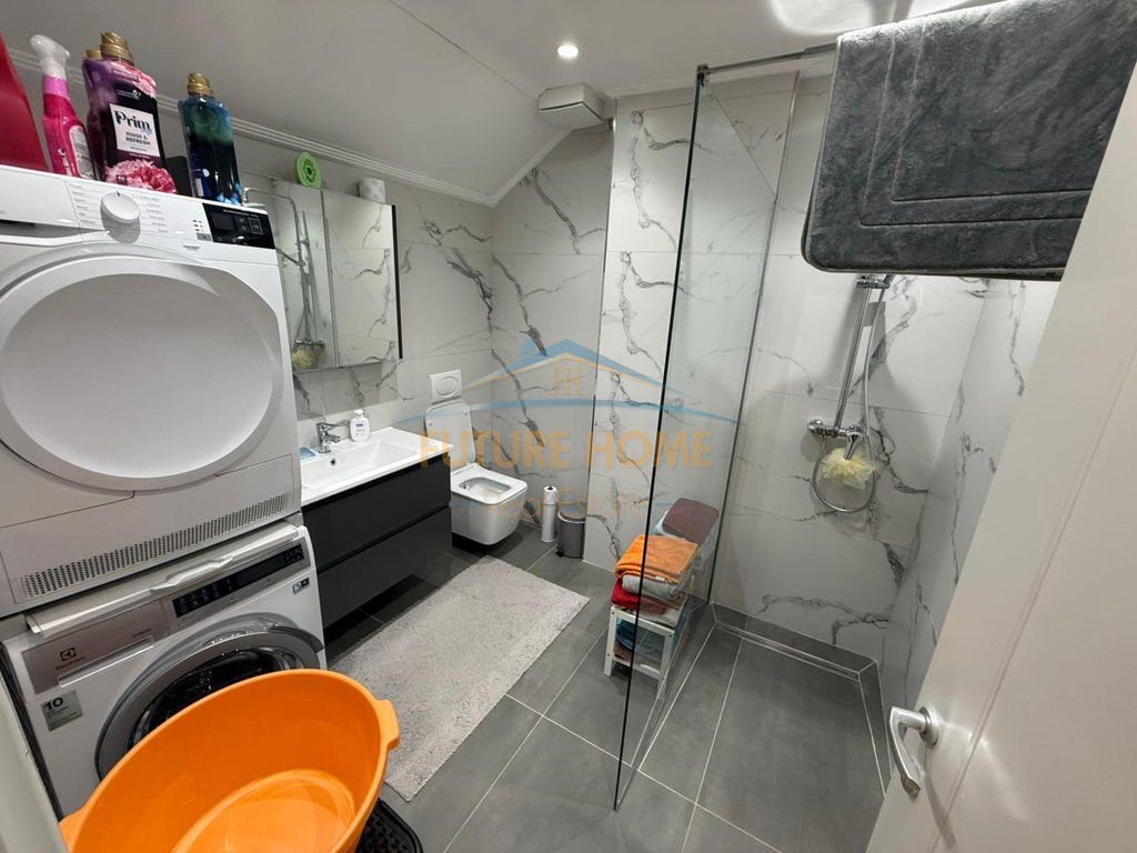 For sale, Apartment 3+1+2+Garage+Storage, Dry Lake, Tirana