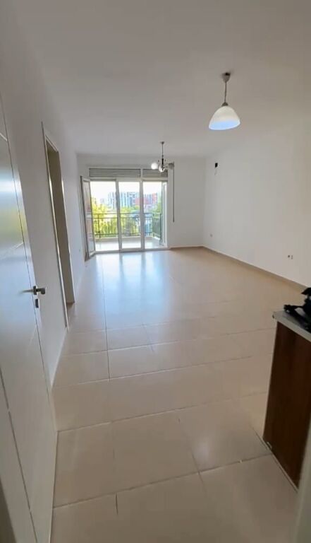 AFFITTASI 2+1 PRESSO L'EX CAMPO DELL'AVIAZIONE, 450 EURO