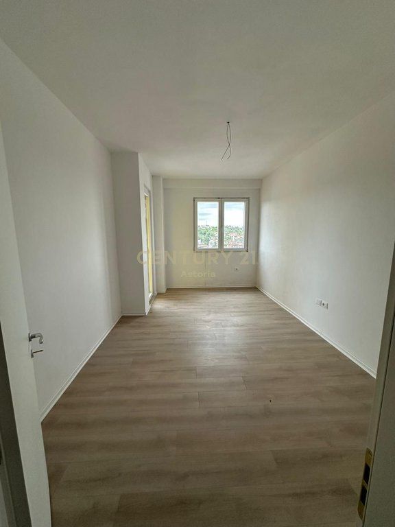 3+1+2 apartment for sale in the Grand Gallery complex, Yzberish.