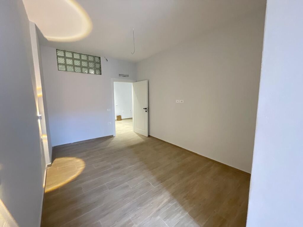 Apartment 2+1 in Vlore