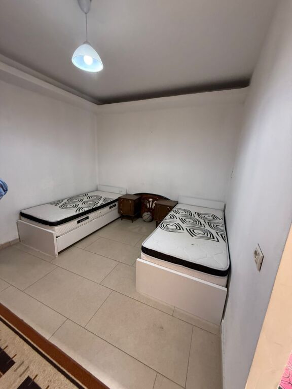 Apartament 1+1 per qera Laprake !