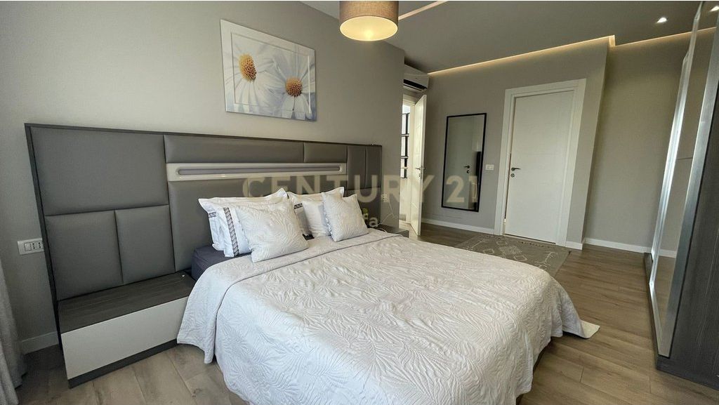 VENDIAMO, VILLA PREMIUM con PISCINA, RESIDENZA KODRA E DIELLIT 2