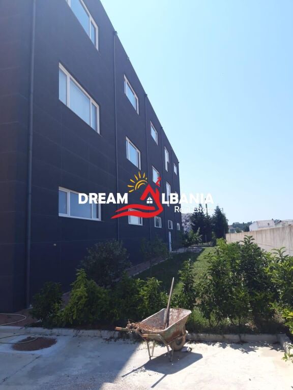 Ndertese – Magazine Moderne me Qera ne Autostraden Tirane Durres Kilometri 35, Xhafzotaj (ID 4281125)