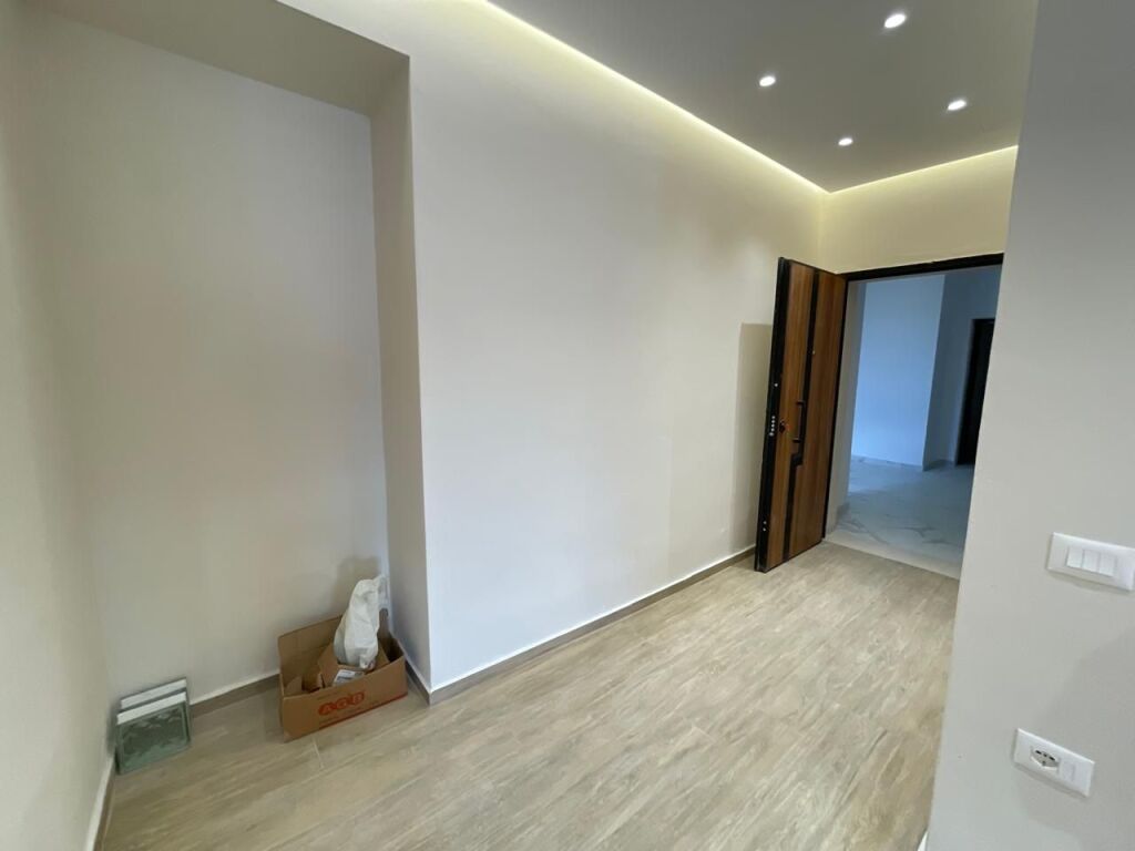 Apartment 2+1 in Vlore