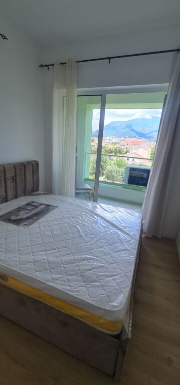 Affittasi 2+1 Ali Demi Residenca Kadiu 50.000 leke