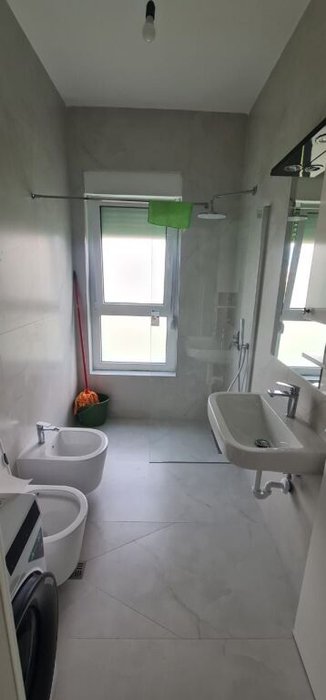 Affittasi 2+1 Ali Demi Residenca Kadiu 50.000 leke