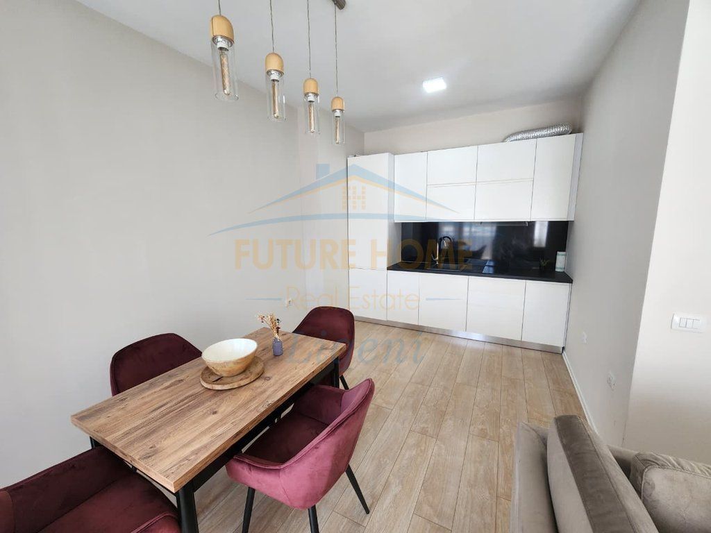 Qera, Apartament 2+1+ Post Parkimi, Rruga e Kosovareve, Tirane.