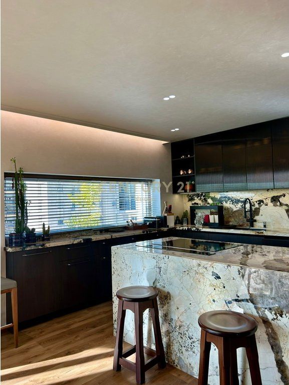 UNIQUE PENTHOUSE FOR SALE IN THE HEART OF THE FORMER BLOCK Exclusive Penthouse – A New Standard of Luxury Living!
