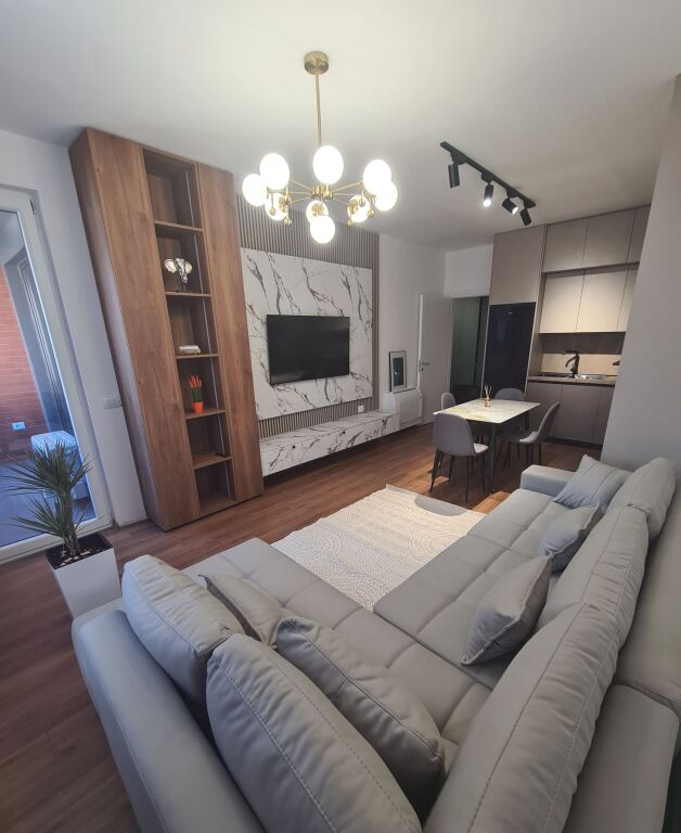 Qera | Apartament 1 + 1 | Rruga Ali Visha | 700 €/muaj
