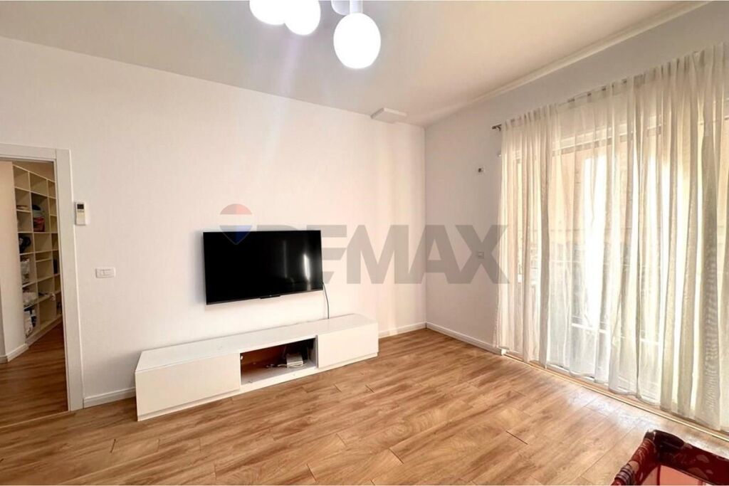 Appartamento - In Vendita - Via Dritan Hoxha, Tirana(ID: 530471003-511)