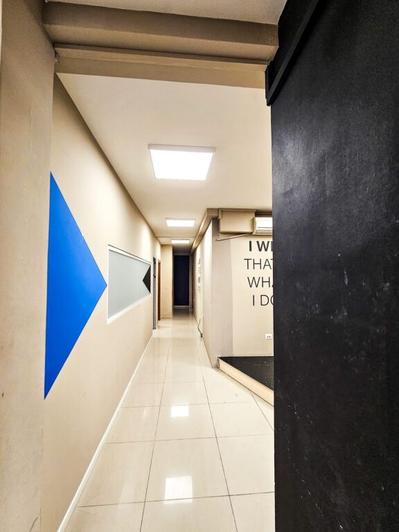 🏢 Ambient Komercial me Qira – 300 m² | Rruga e Dibrës, pranë zonës së Selvisë