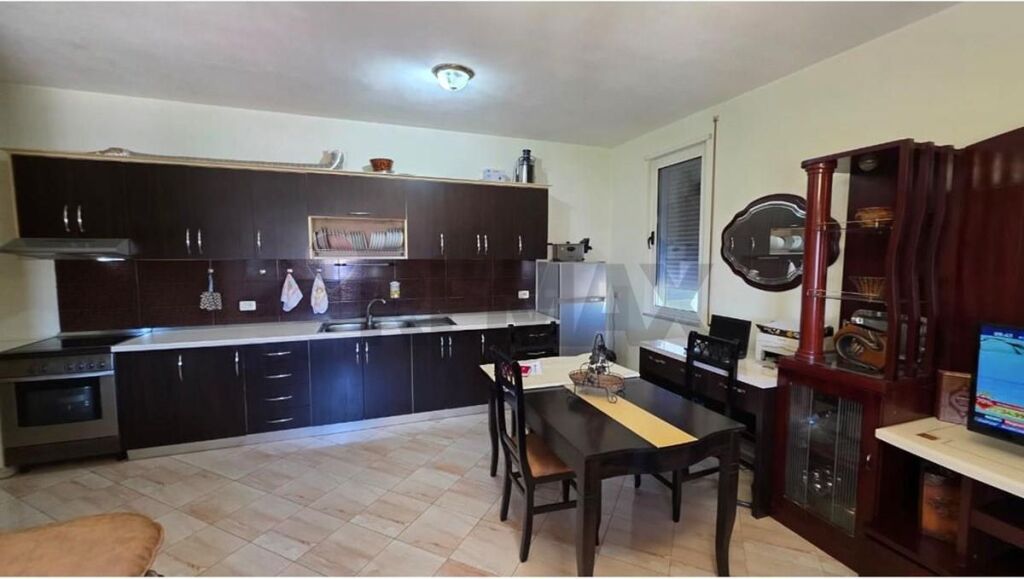 Apartment 2+1 for sale, Misto Mame