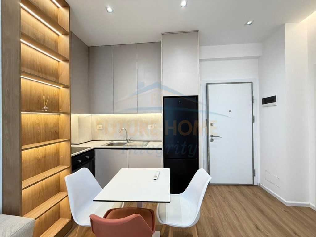 Affitto, Appartamento 1+1, Residenza Oxa, Tirana.