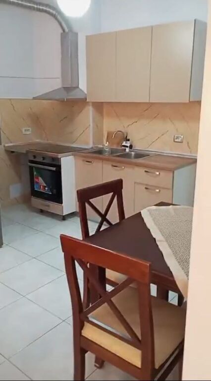 Qera | Apartament 3+1+2 | Fresku| 450 €/muaj