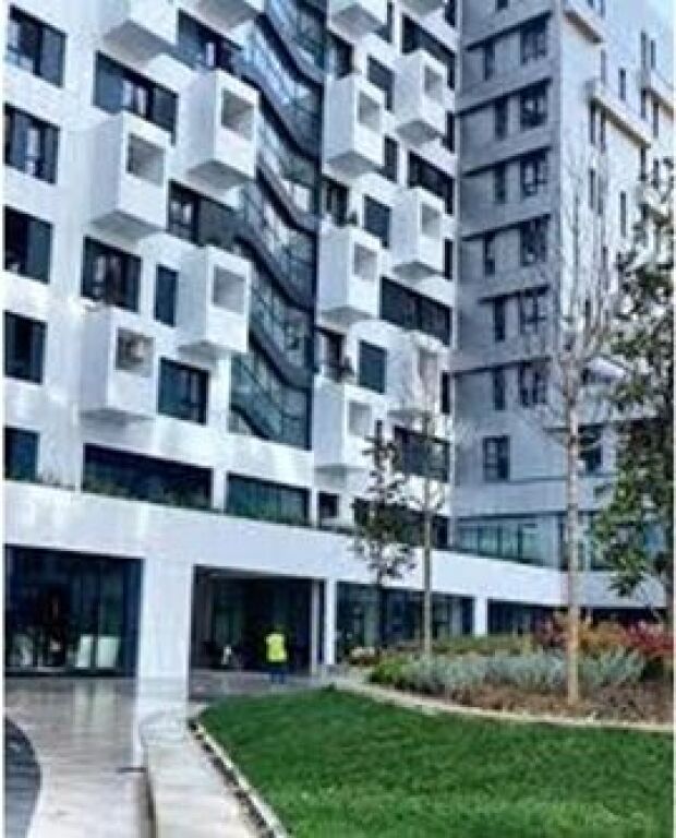 Commercial space for rent at Square 21 Complex, Kavaja Street!