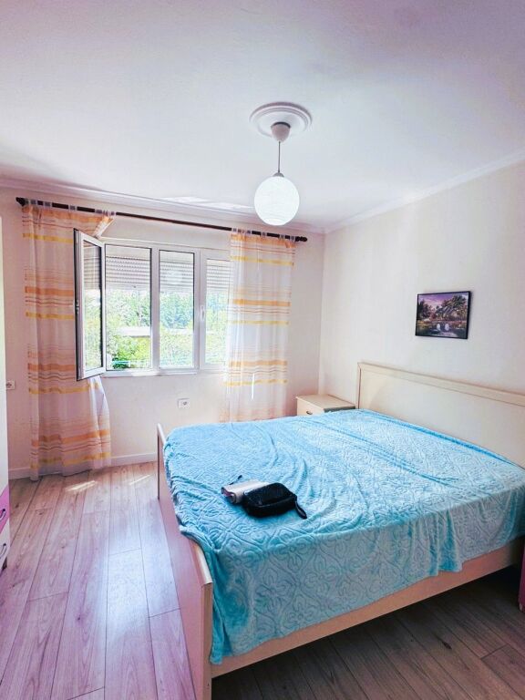🏡 Vendesi in vendita 1+1 in Via Irfan Tomini