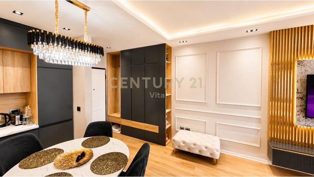 JEPET ME QERA APARTAMENT LUKSOZ ME PAMJE NGA DETI  PARKIM I DEDIKUAR NE VOLLGA, DURRES!!!